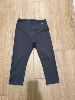 CompressionZ High Waisted Capri